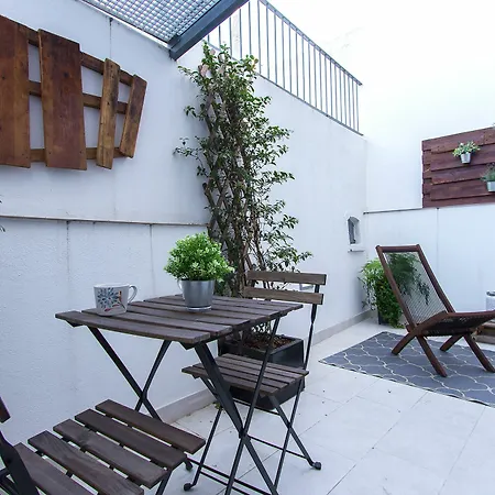 Panteao Terrace By Homing